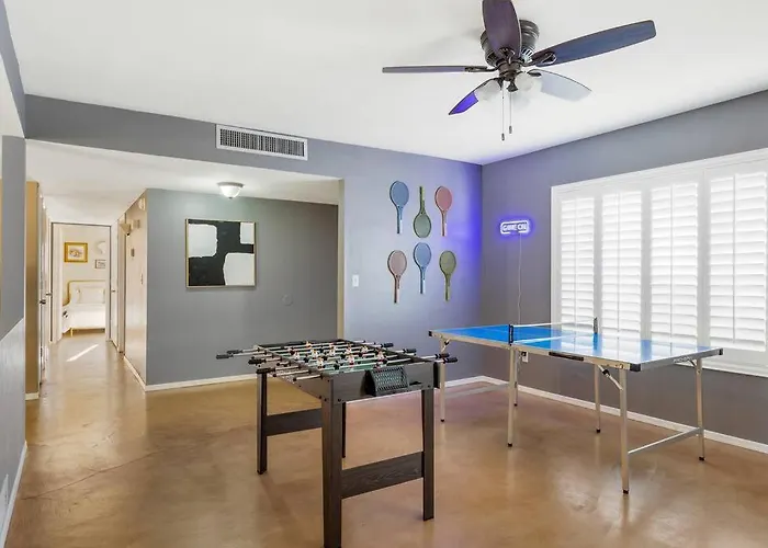 Ferienhaus Pool, Fire Pit, Ping-pong